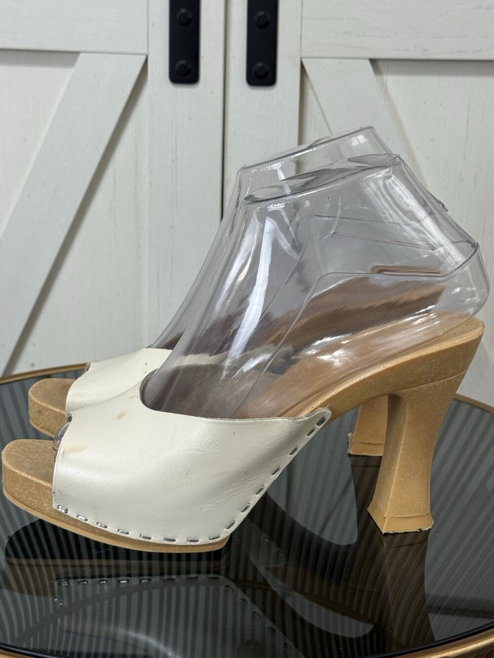 Vintage Y2K Candie's White Leather Peep Toe Slide Sandals Italy Women Size 7